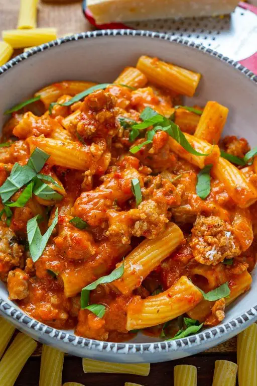 Roasted Red Pepper and Sausage Pasta