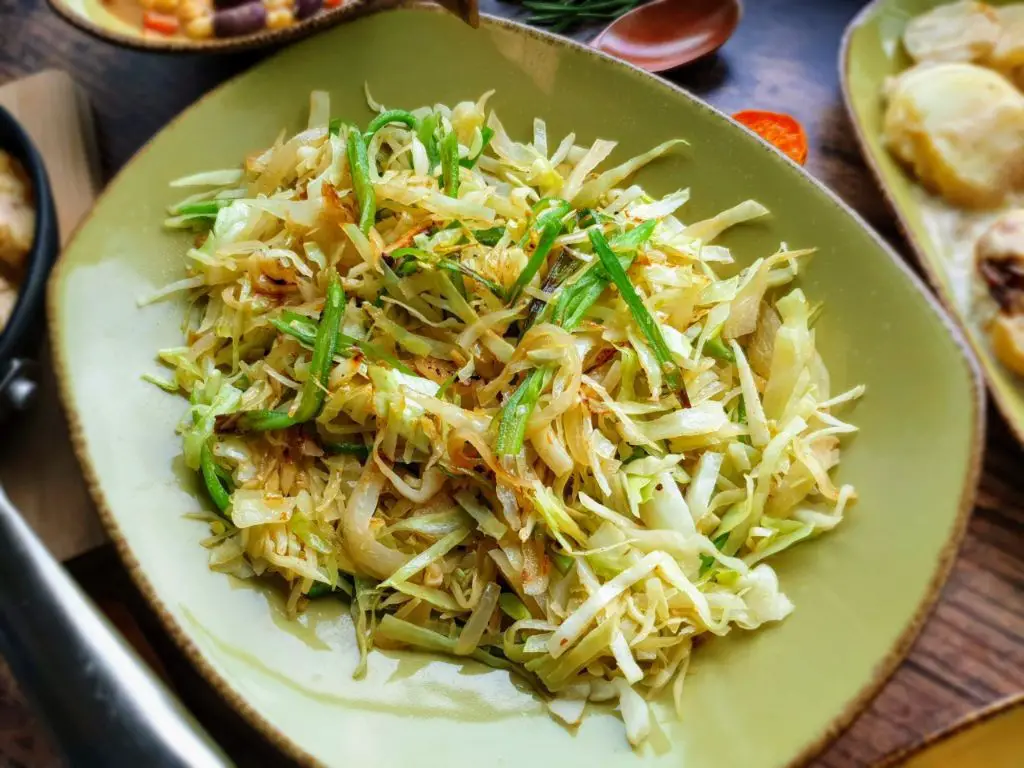Sautéed Cabbage with Garlic and Butter
