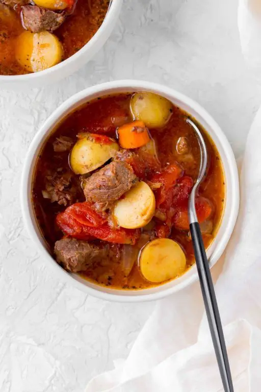 Simple Beef and Tomato Soup