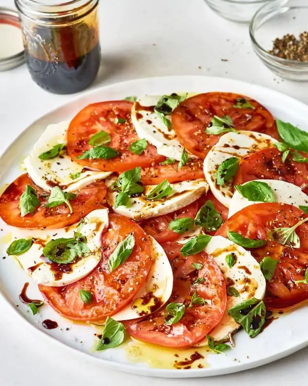 Simple Caprese Salad