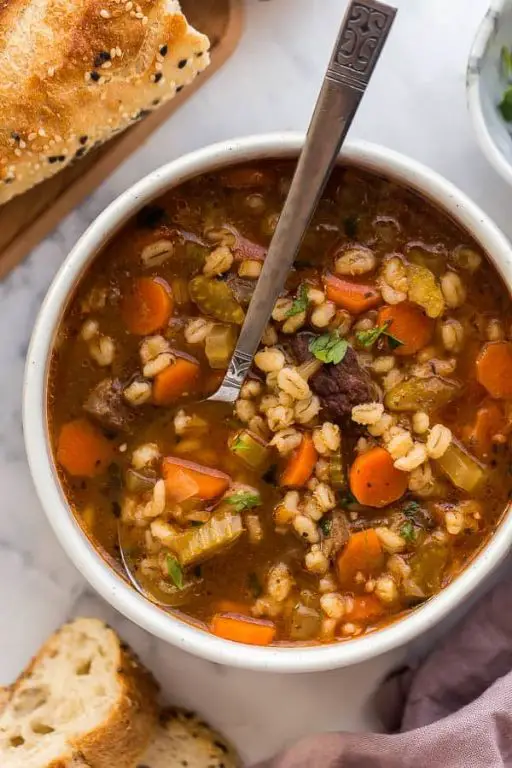 Slow Cooker Beef and Barley Soup