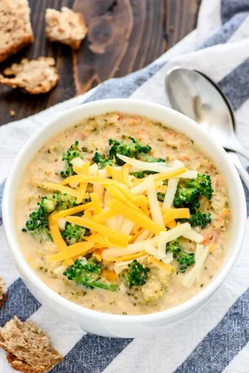 Slow Cooker Broccoli Cheddar Soup