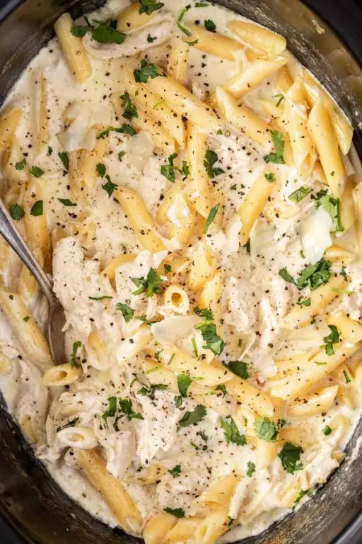Slow Cooker Chicken Alfredo