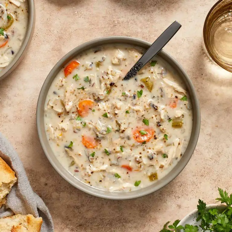 Slow Cooker Creamy Chicken and Rice Soup