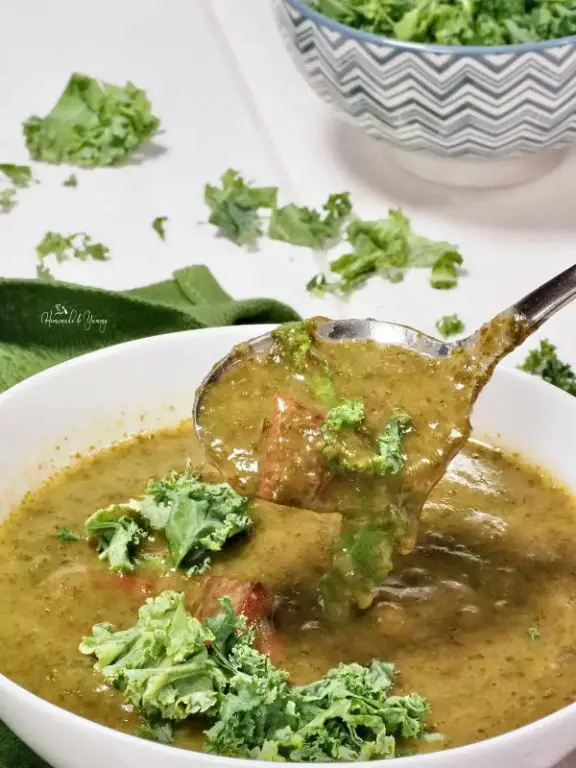 Slow Cooker Spicy Sausage and Kale Soup