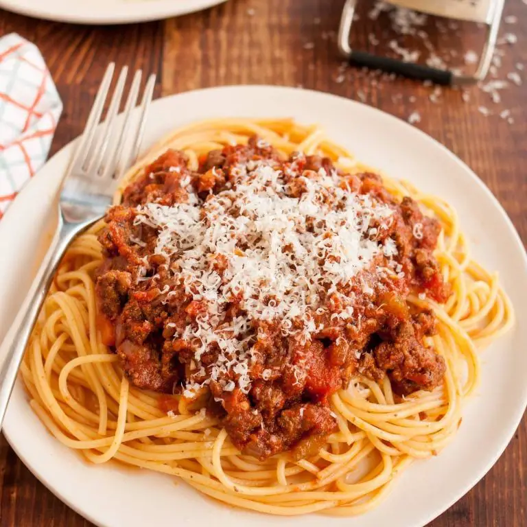 Slow-Cooked Tomato Bolognese Sauce