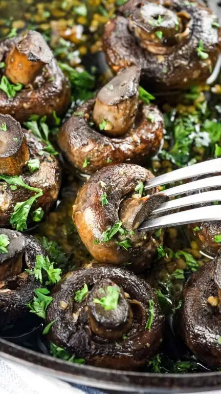 Smoked Garlic Butter Mushrooms