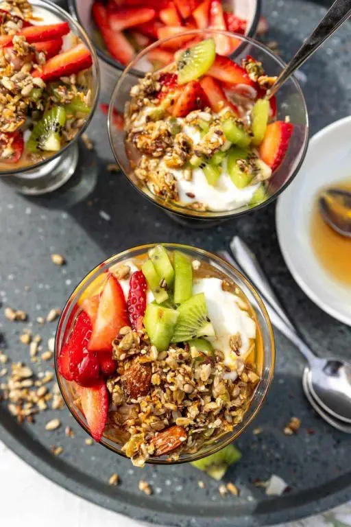 Speedy Greek Yogurt Parfait