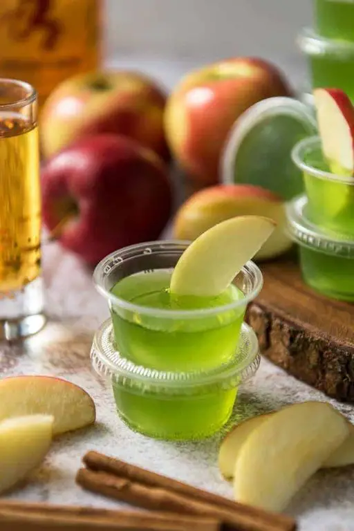 Spiced Apple Jello with Cinnamon