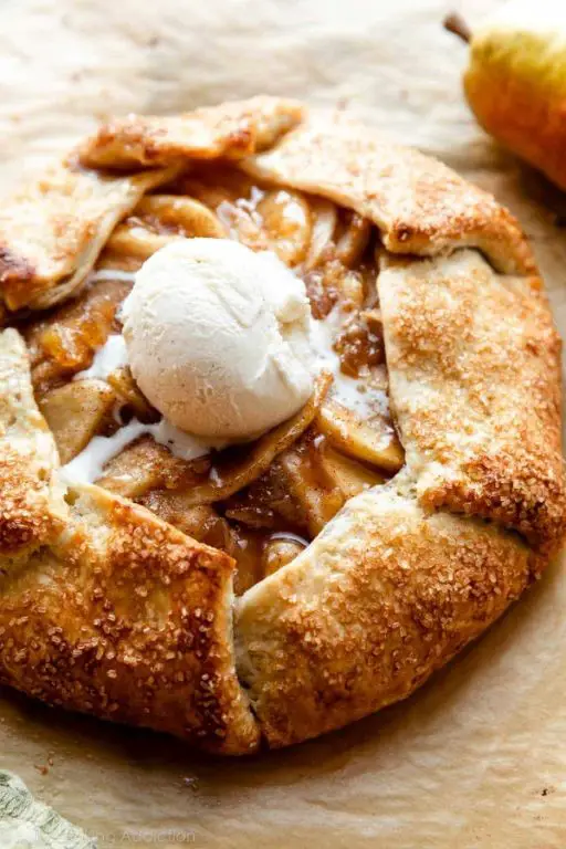 Spiced Pear and Ginger Pie
