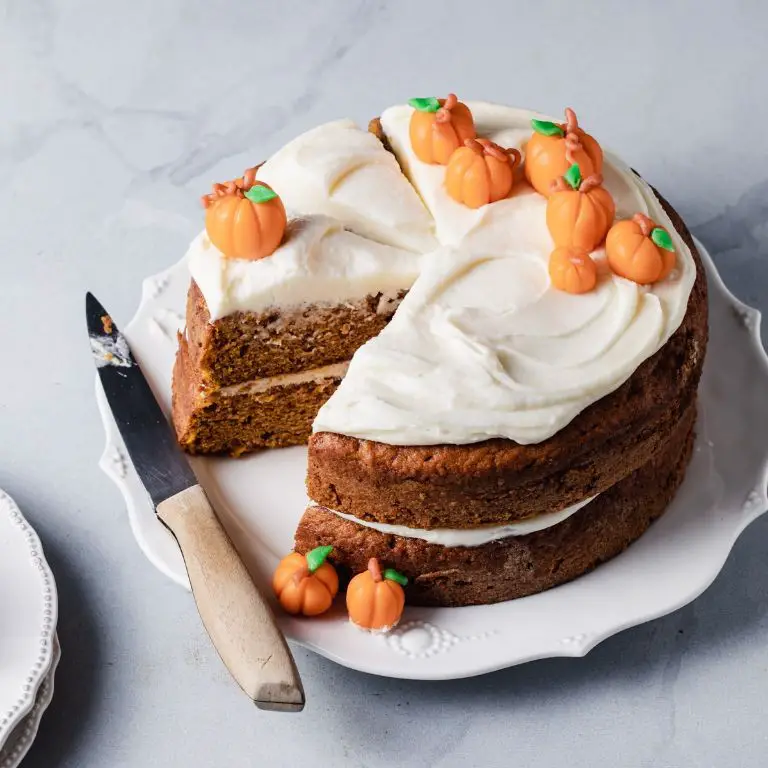 Spiced Pumpkin Cake with Maple Cream Cheese Frosting
