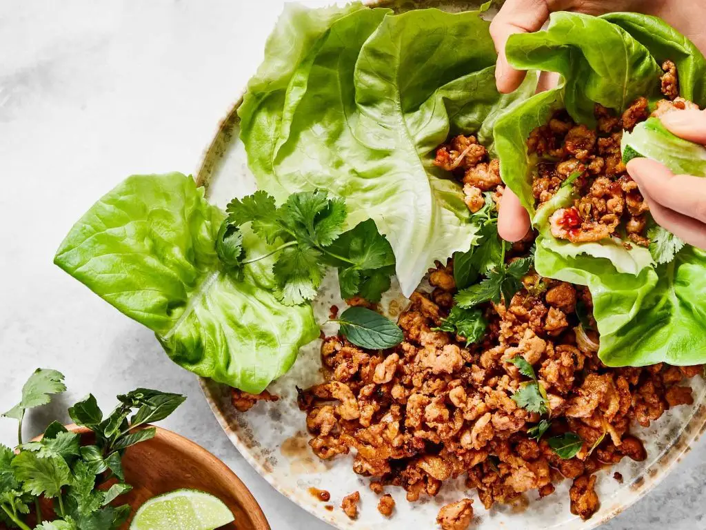 Spicy Ground Chicken Lettuce Wraps