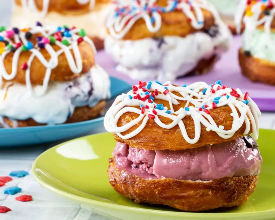 Star-Spangled Donuts