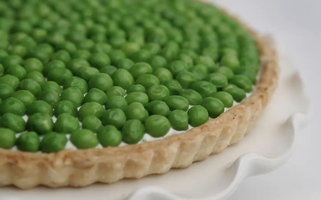 Sweet Pea and Goat Cheese Tart