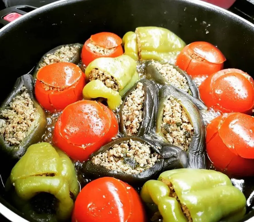 Three Sisters Stuffed Bell Peppers