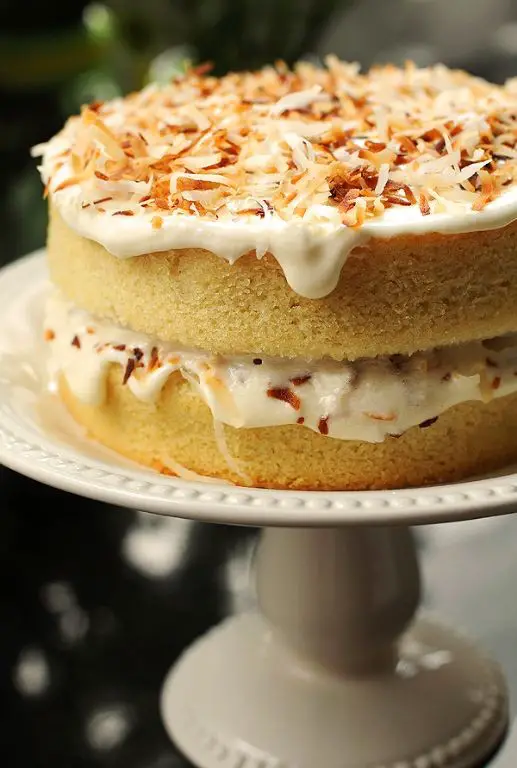 Vanilla Frosting with Toasted Coconut