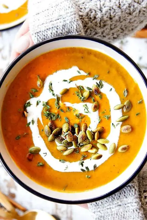 Velvety Butternut Squash Soup with cinnamon and nutmeg