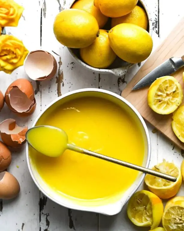 Velvety Lemon Curd