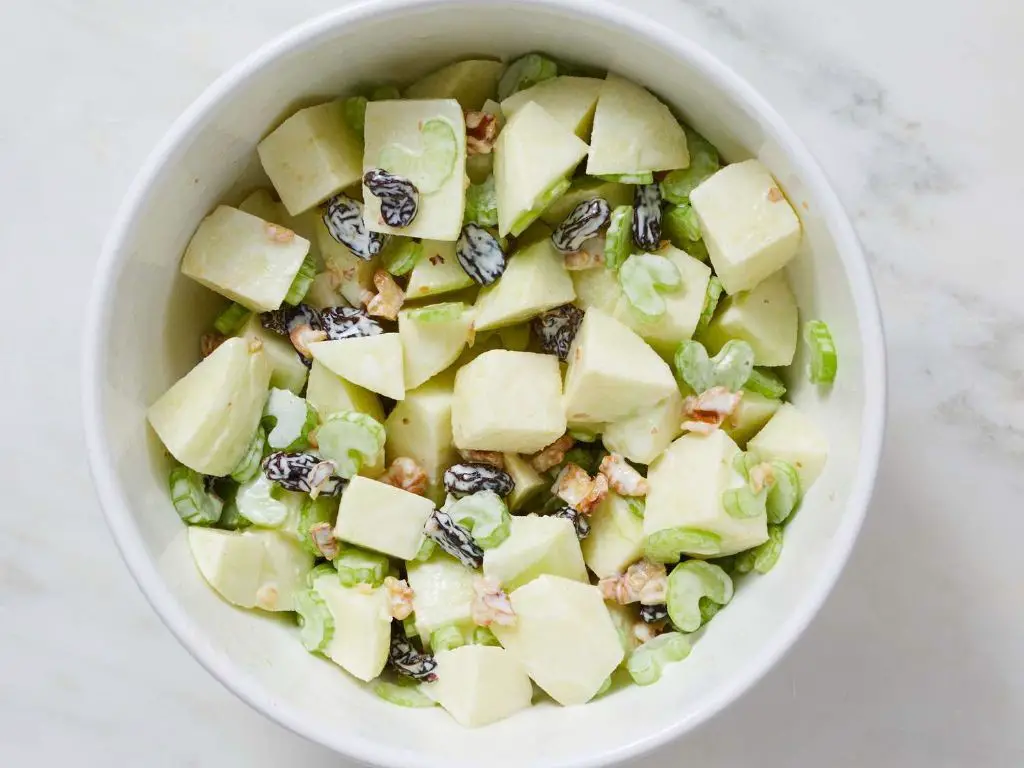 Waldorf Salad with Apples and Walnuts