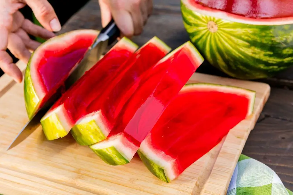 Watermelon Jello Shots: Summer in a shot.