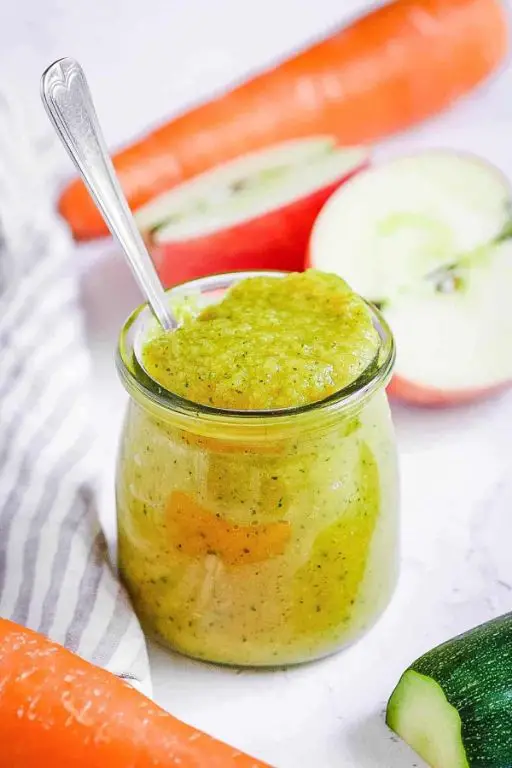 Zucchini Puree for a Light Meal
