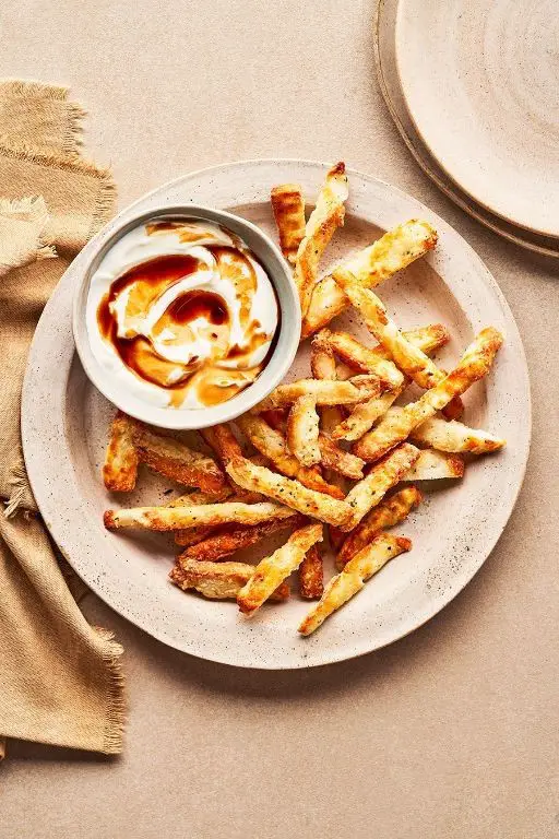 Air Fryer Halloumi Fries