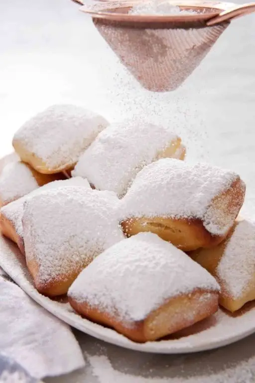 Air Fryer New Orleans Style Beignets