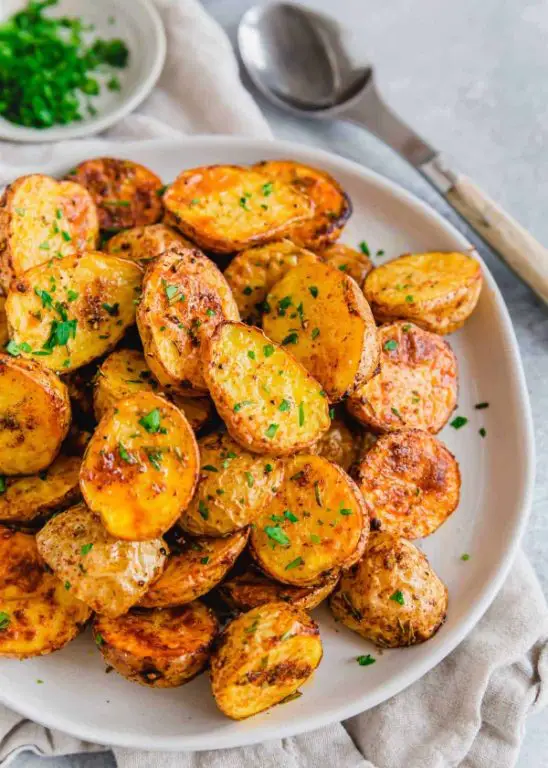 Air Fryer Paprika Spiced Baby Potatoes