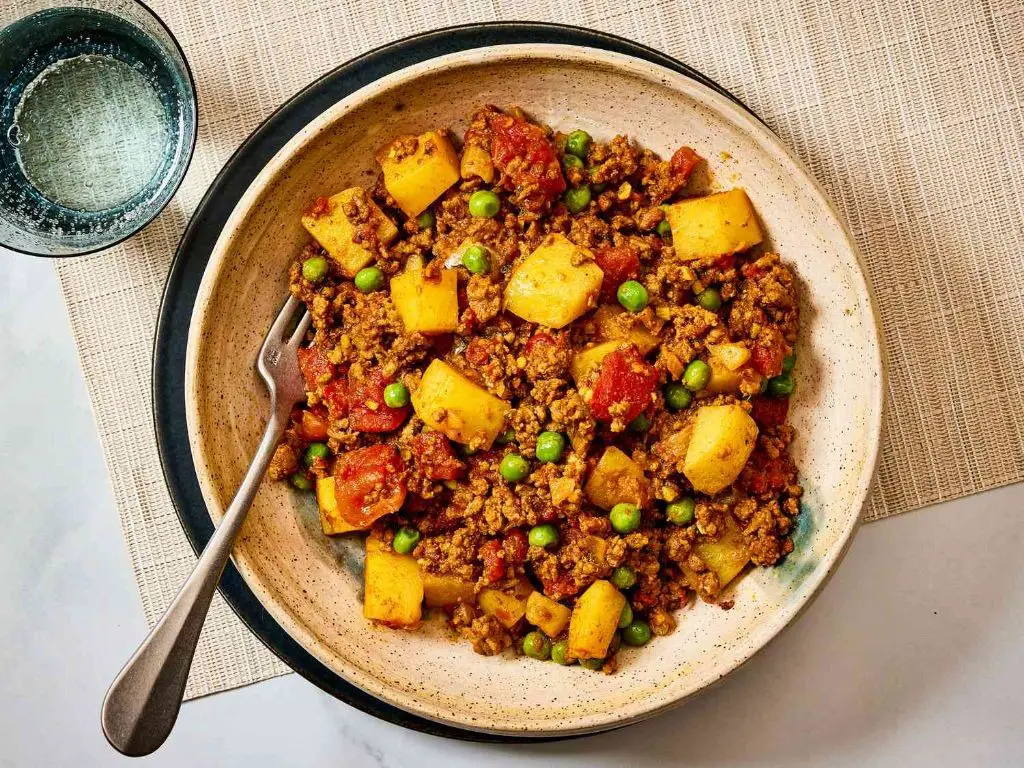 Aloo Keema with Ground Beef and Potatoes