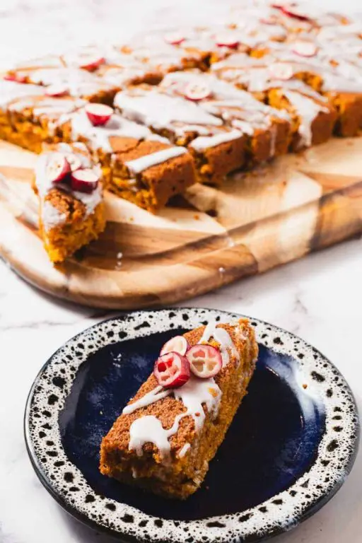 Amaranth Flour Pumpkin Spice Cake