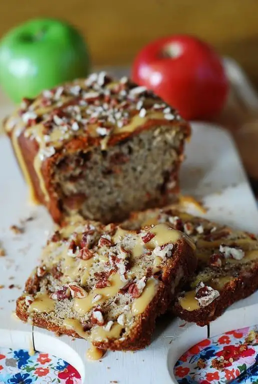 Apple Banana Bread with Pecans