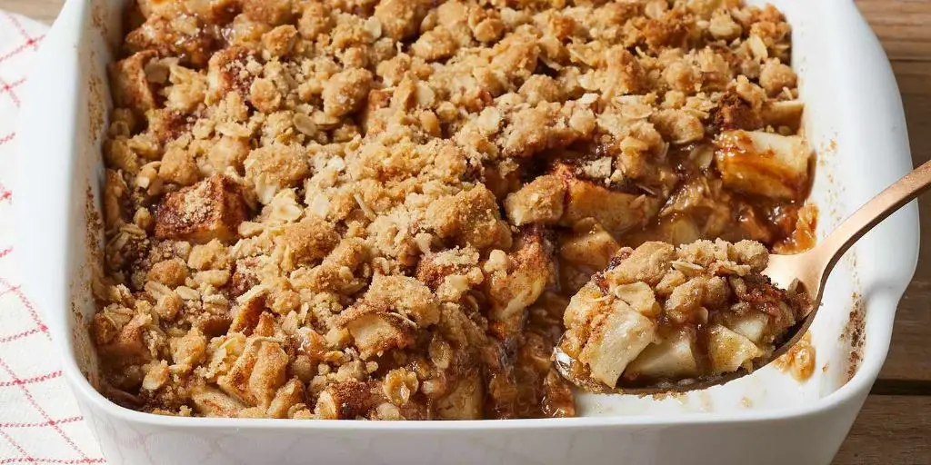 Apple Crisp with Oat Topping