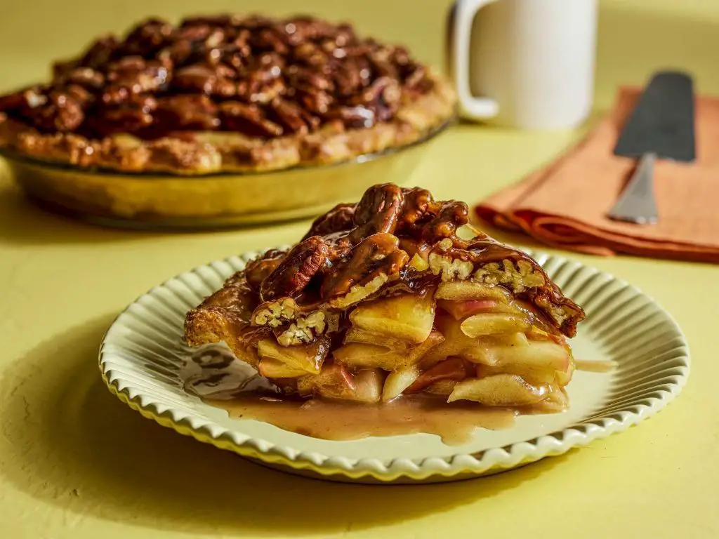 Apple Pecan Pie with Fresh Apples and Toasted Pecans