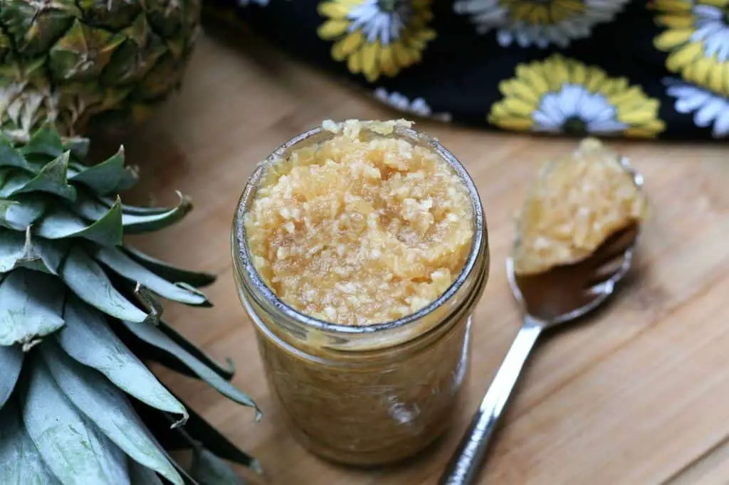Apple and Pineapple Jam with Coconut