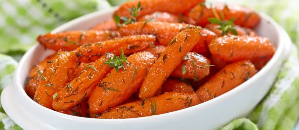Applesauce Glazed Carrots