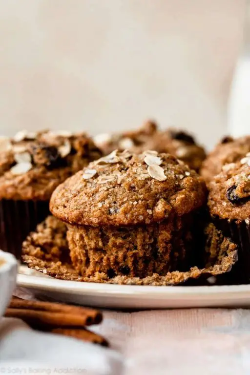 Applesauce Muffins