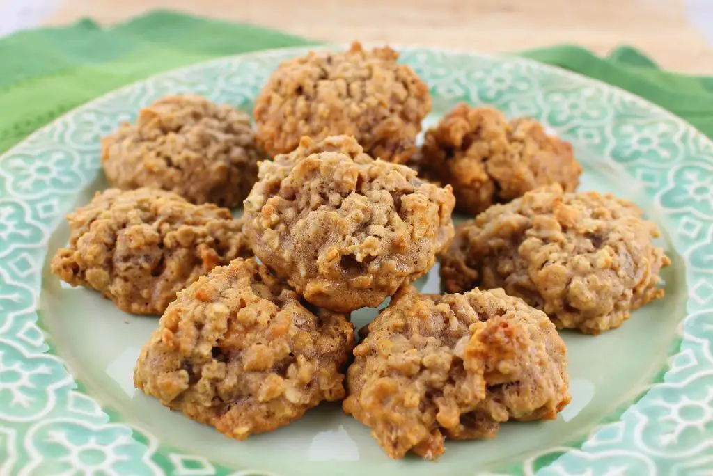 Applesauce Oatmeal Cookies