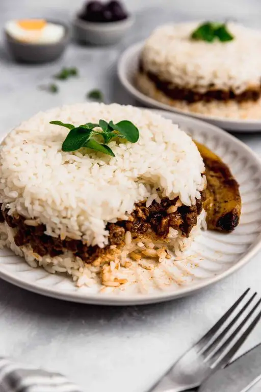 Arroz Tapado (Peruvian Layered Rice)