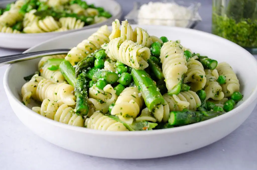 Asparagus Pesto Pasta