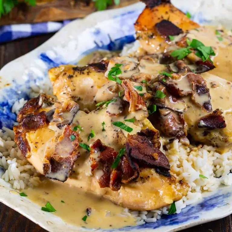 Bacon-Infused Chicken Gravy