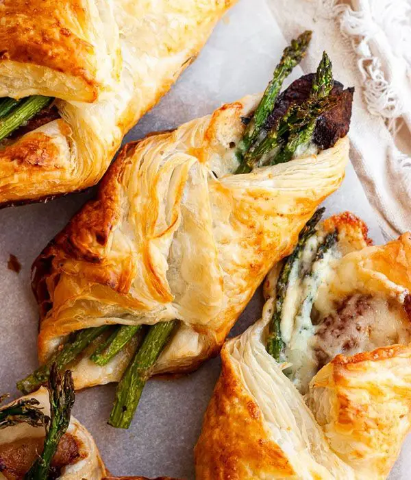 Bacon-Wrapped Asparagus Puff Pastry Bundles