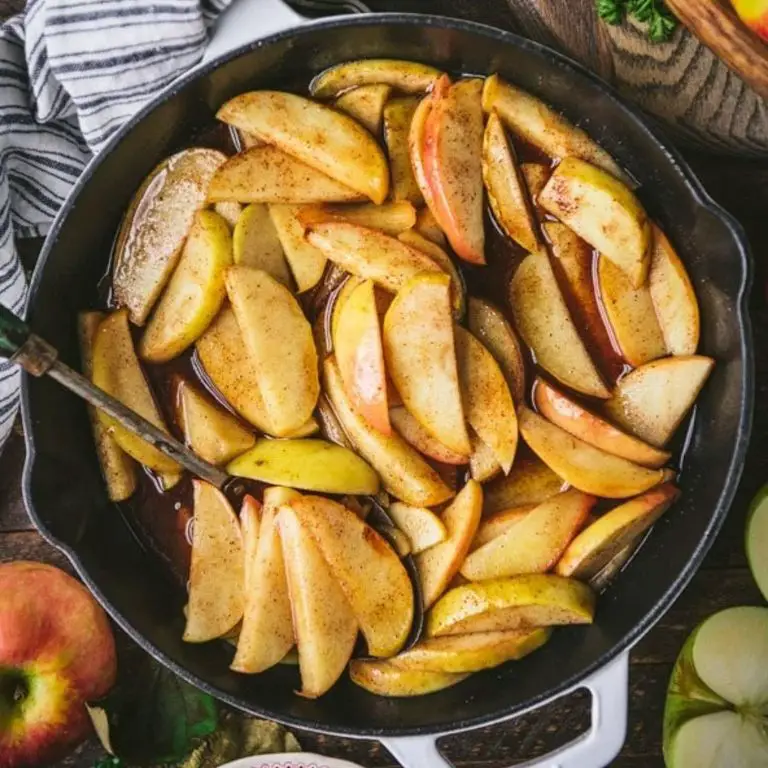 Baked Apple Slices with Brown Sugar
