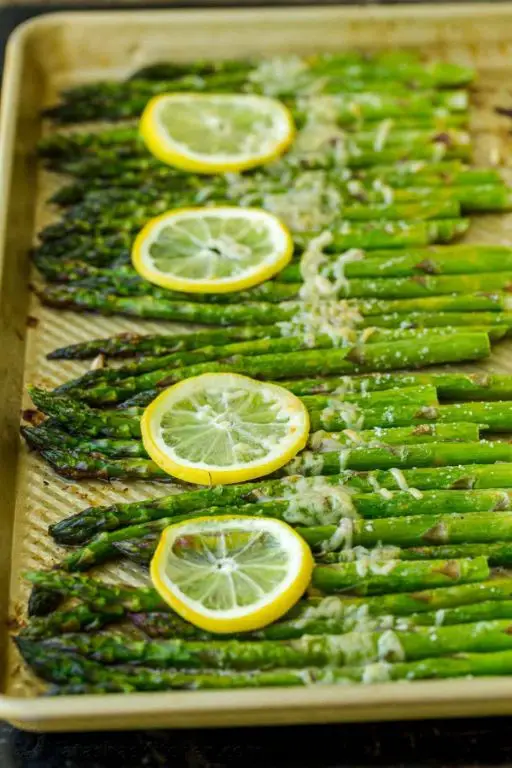 Baked Asparagus with Lemon Butter Sauce