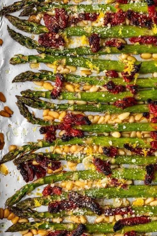 Baked Asparagus with Sun-Dried Tomatoes