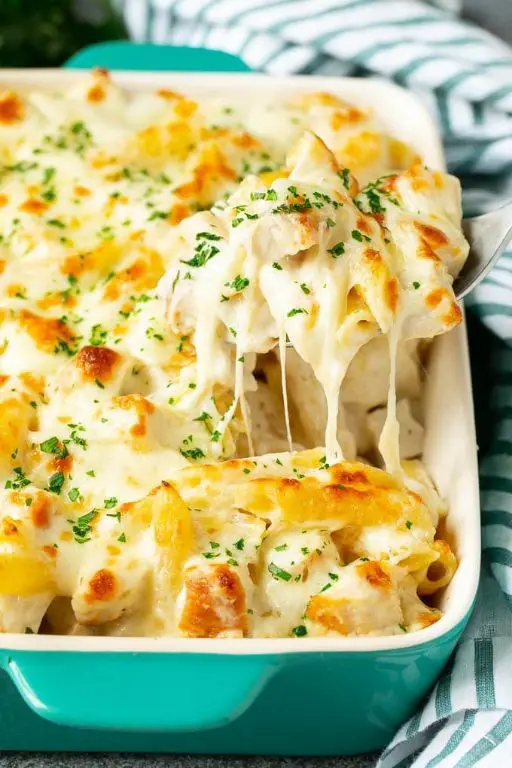 Baked Chicken Alfredo Pasta