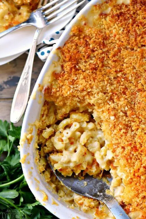 Baked Mac and Cheese with Crispy Breadcrumbs