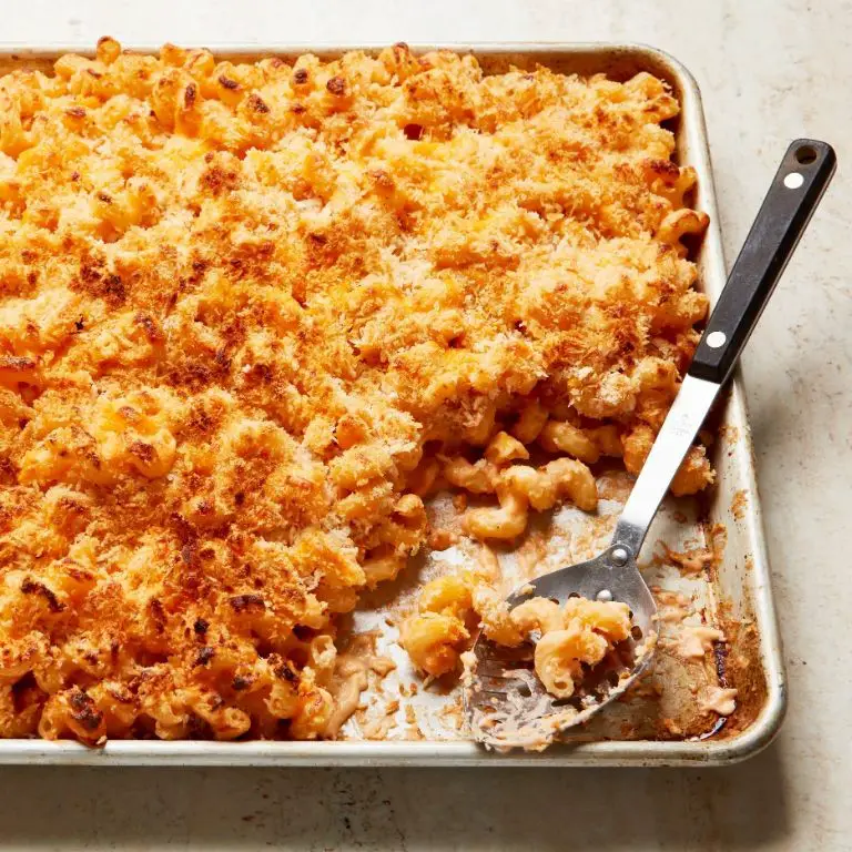 Baked Mac and Cheese with a Golden Crust