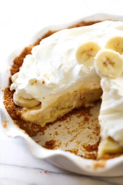 Banana Cream Graham Cracker Pie