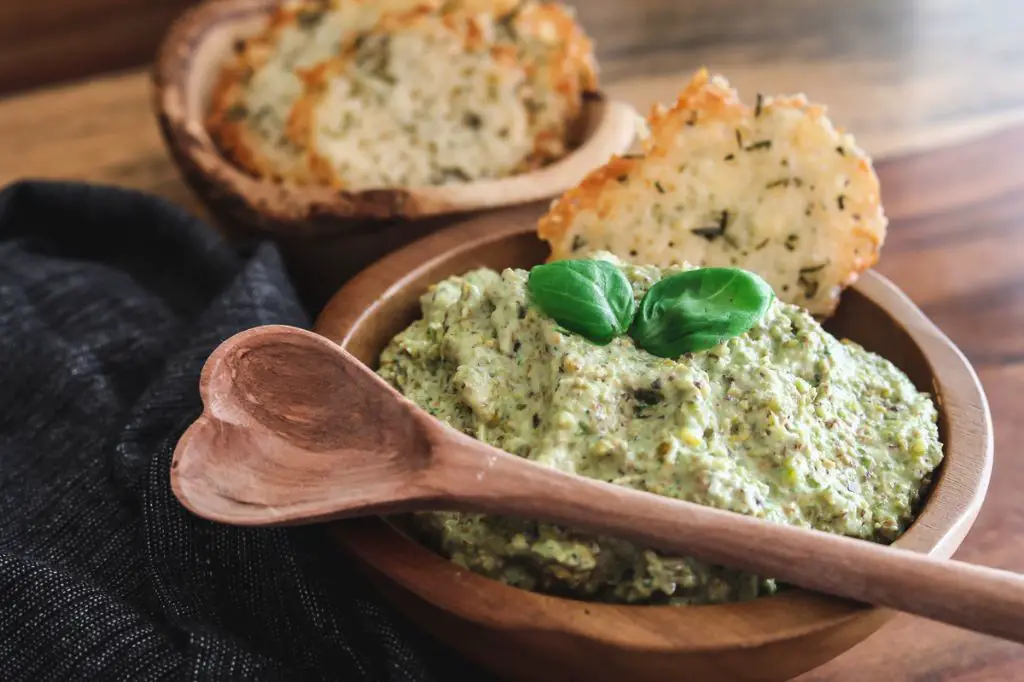 Basil Pesto Kefir Cheese Spread