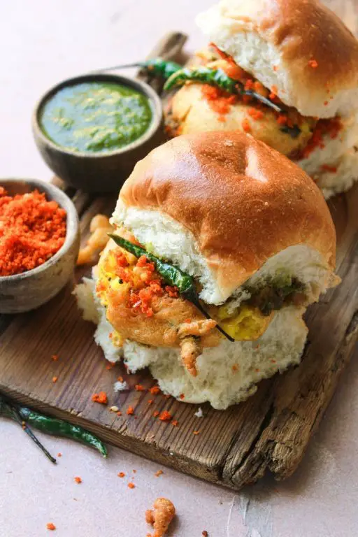 Batata Vada with Tamarind Chutney